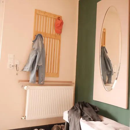 Gemütliche 95qm Mit Eigenem Garten *