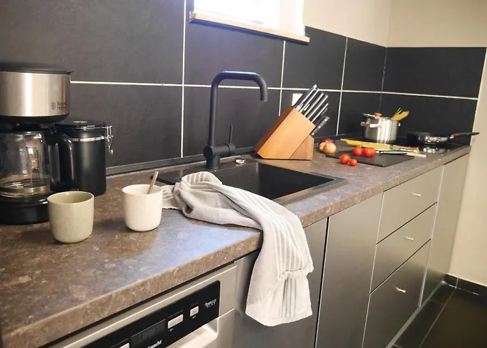 Ferienhaus Gemütliche 95qm Mit Eigenem Garten *