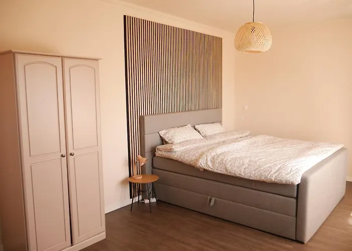 Gemütliche 95qm Mit Eigenem Garten *