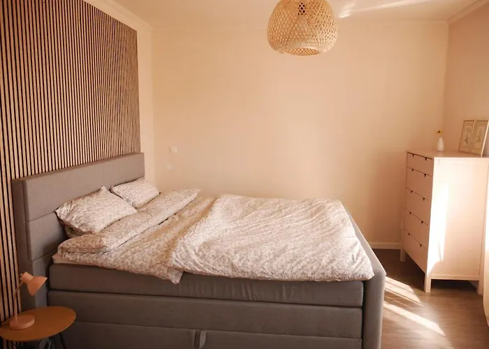 Gemütliche 95qm Mit Eigenem Garten